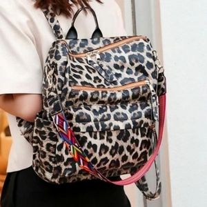 Hailee Convertable Bag - Tan Leopard